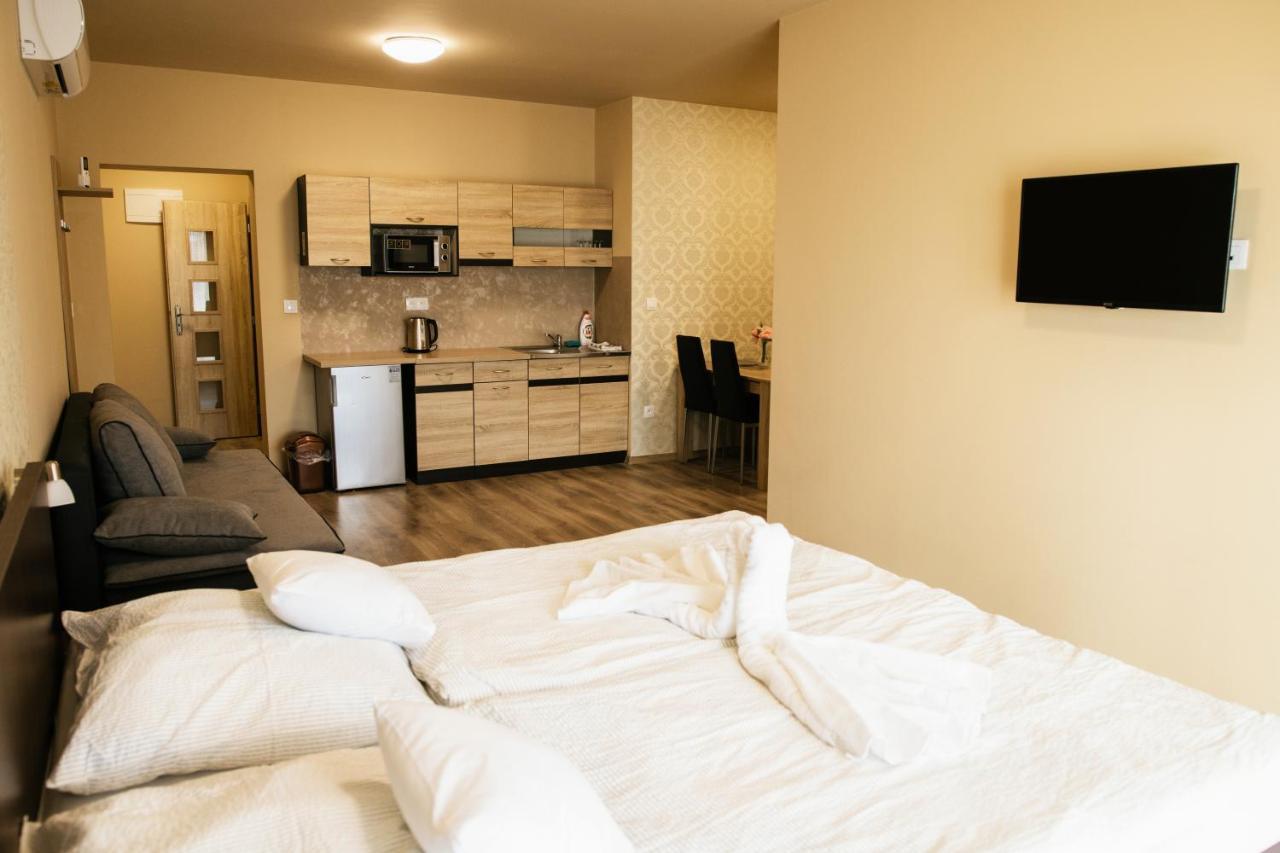 Jazmin Apartmany Velky Meder Exterior photo