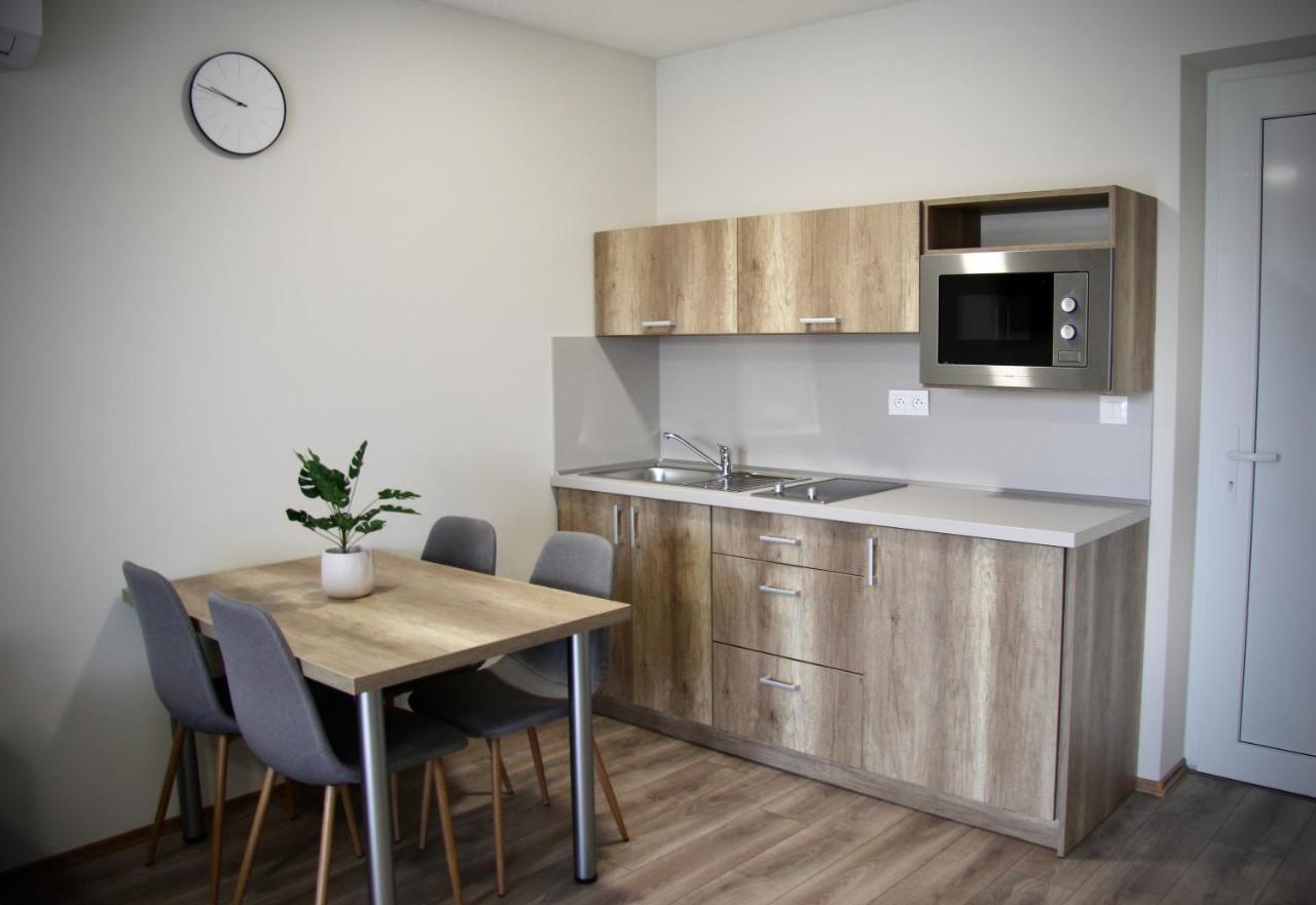 Jazmin Apartmany Velky Meder Exterior photo