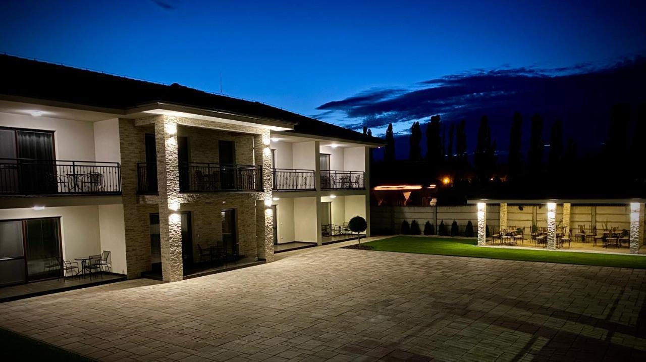 Jazmin Apartmany Velky Meder Exterior photo